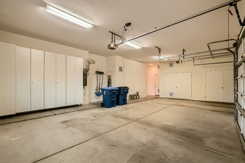 Building Photo - 6038 E Country Club Vista Dr