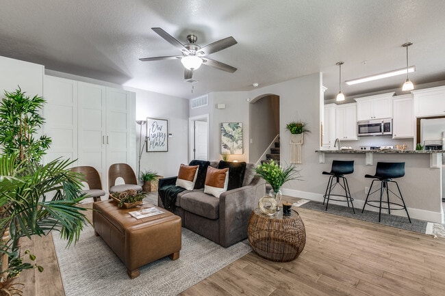 Building Photo - 6160 Eckhert RoadUnit 1005