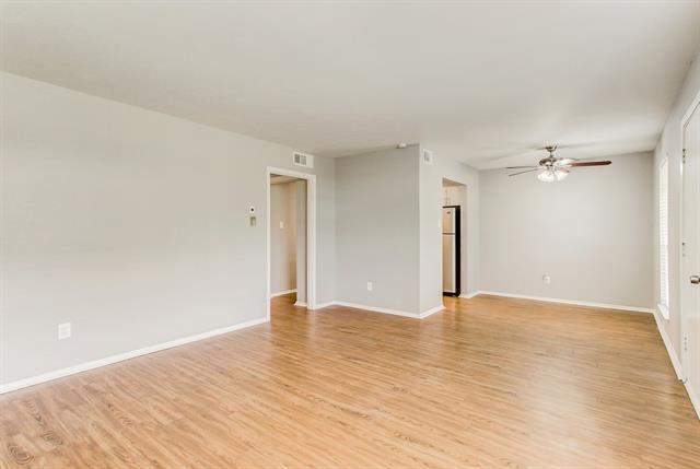 Building Photo - 2200 W Lowden St