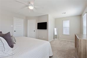 Building Photo - 213 Sweet Autumn Dr