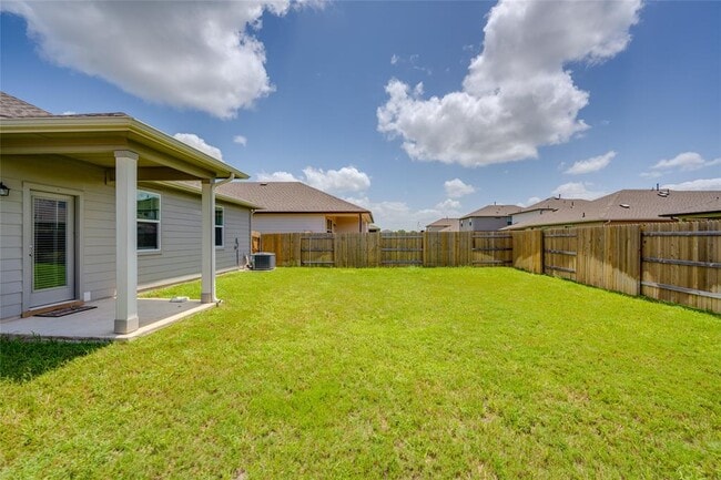 Building Photo - 102 Rainmaker Cv