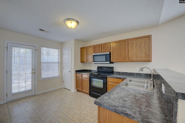 Building Photo - 226 Windsor Village Dr