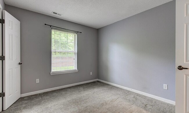 Building Photo - 7918 Bitternut Dr