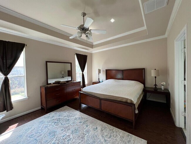 Building Photo - 5023 Logans Landing Ln
