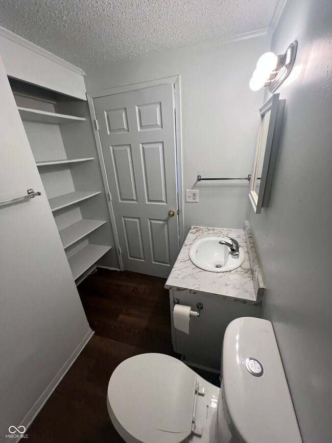 Building Photo - 2000 Indianapolis Rd