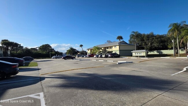 Building Photo - 1720 Murrell Rd