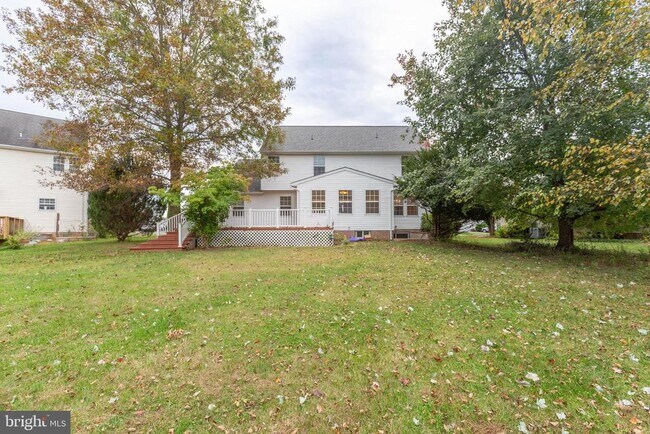 Building Photo - 131 Cypress Point Dr