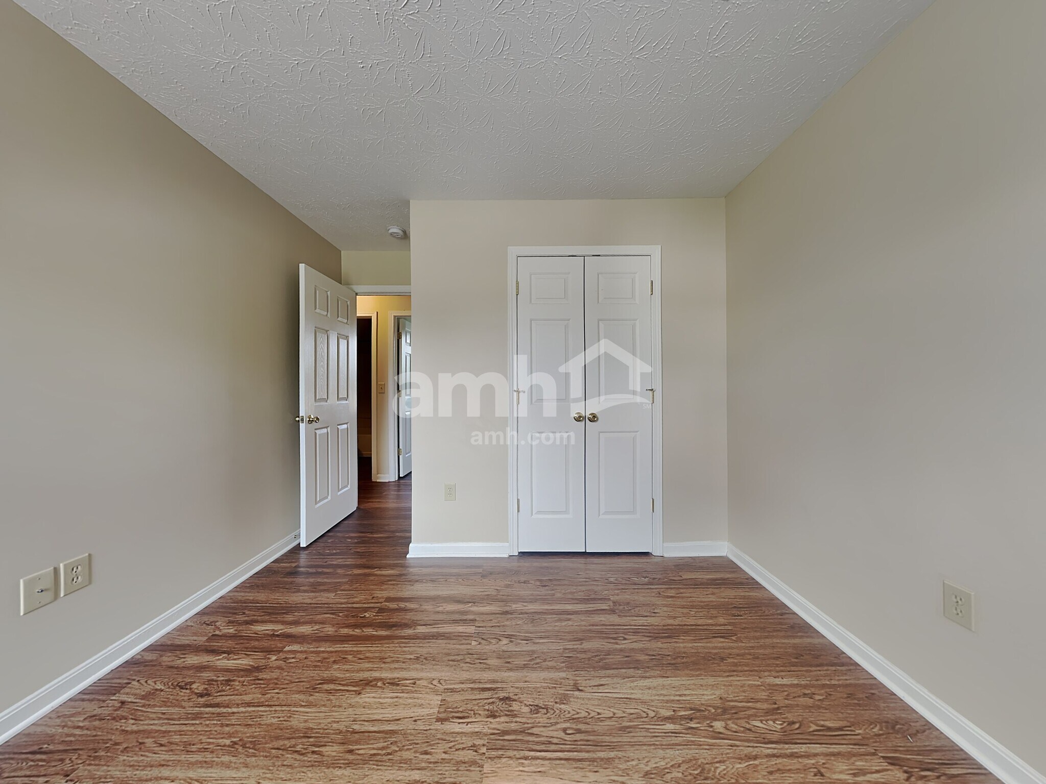 Building Photo - 26 Grouse Dr