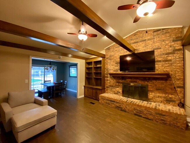 Building Photo - Welcome Home!