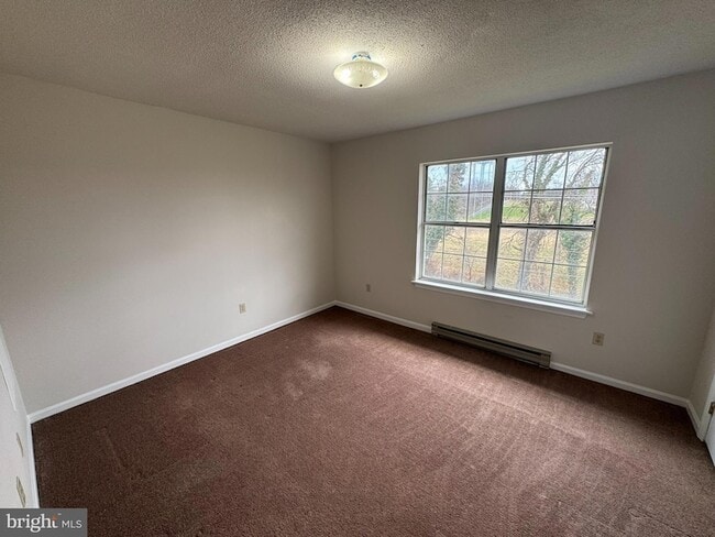 Building Photo - 54 Mallard Ct