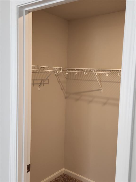 Building Photo - 3370 Westgate Park Dr