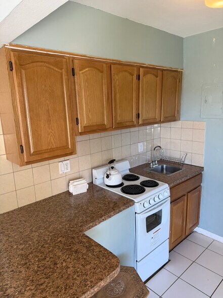 Building Photo - 5212 SW 91st Ave