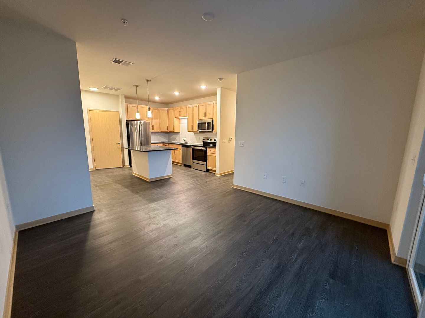 Building Photo - 1121 S Park St