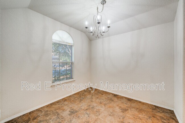 Building Photo - 3125 Muntjac