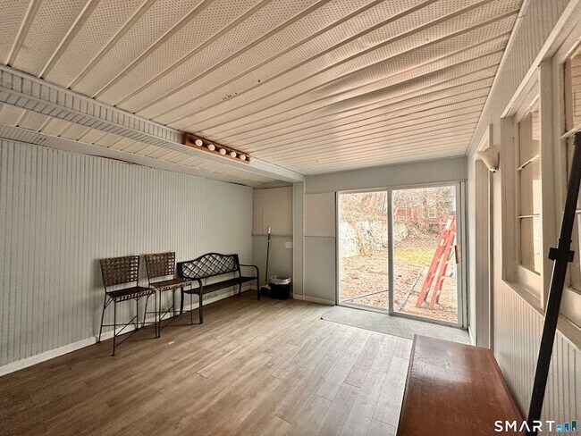 Building Photo - 74 Mt Pleasant St