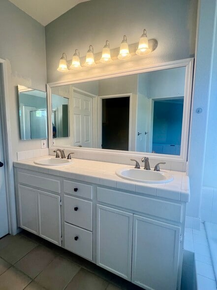 Building Photo - 11759 Ramsdell Ct