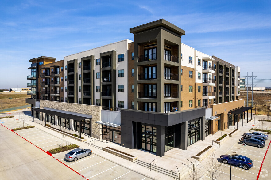 Olivian At The Realm - 3964 Highway 121 Lewisville TX 75056 | Apartment ...