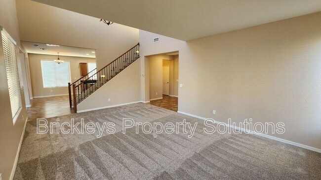 Building Photo - 4446 E Blue Sage Rd
