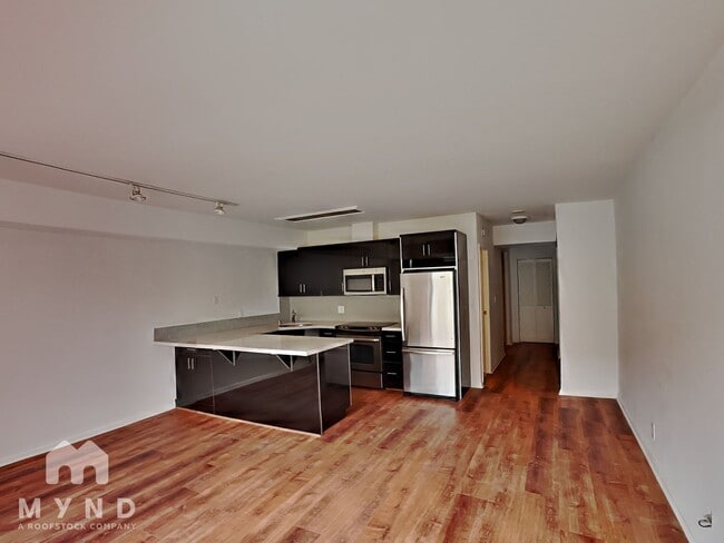 Primary Photo - 1177 California St