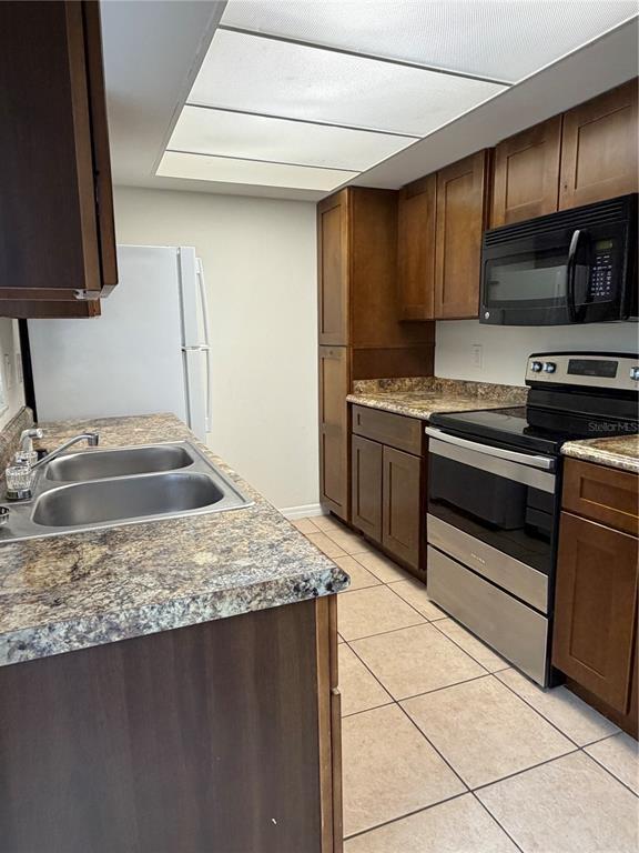 Building Photo - 3315 Amberwood Way