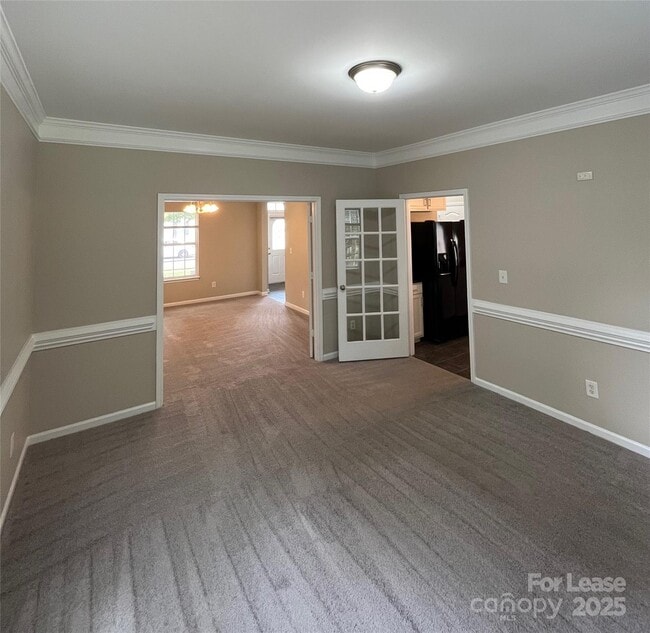 Building Photo - 15315 Edgewater Forest Ln