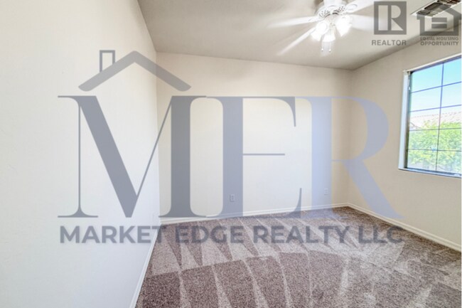Building Photo - 4Bed/2.5Bath House at Litchfield/Greenway! Move-In Ready on 08/06/2026!