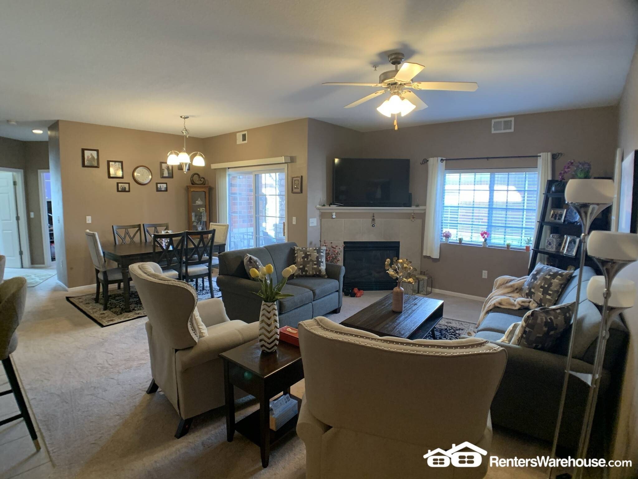 Building Photo - 6255 Beechtree Dr