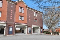 Building Photo - 147 Pennmark Pl