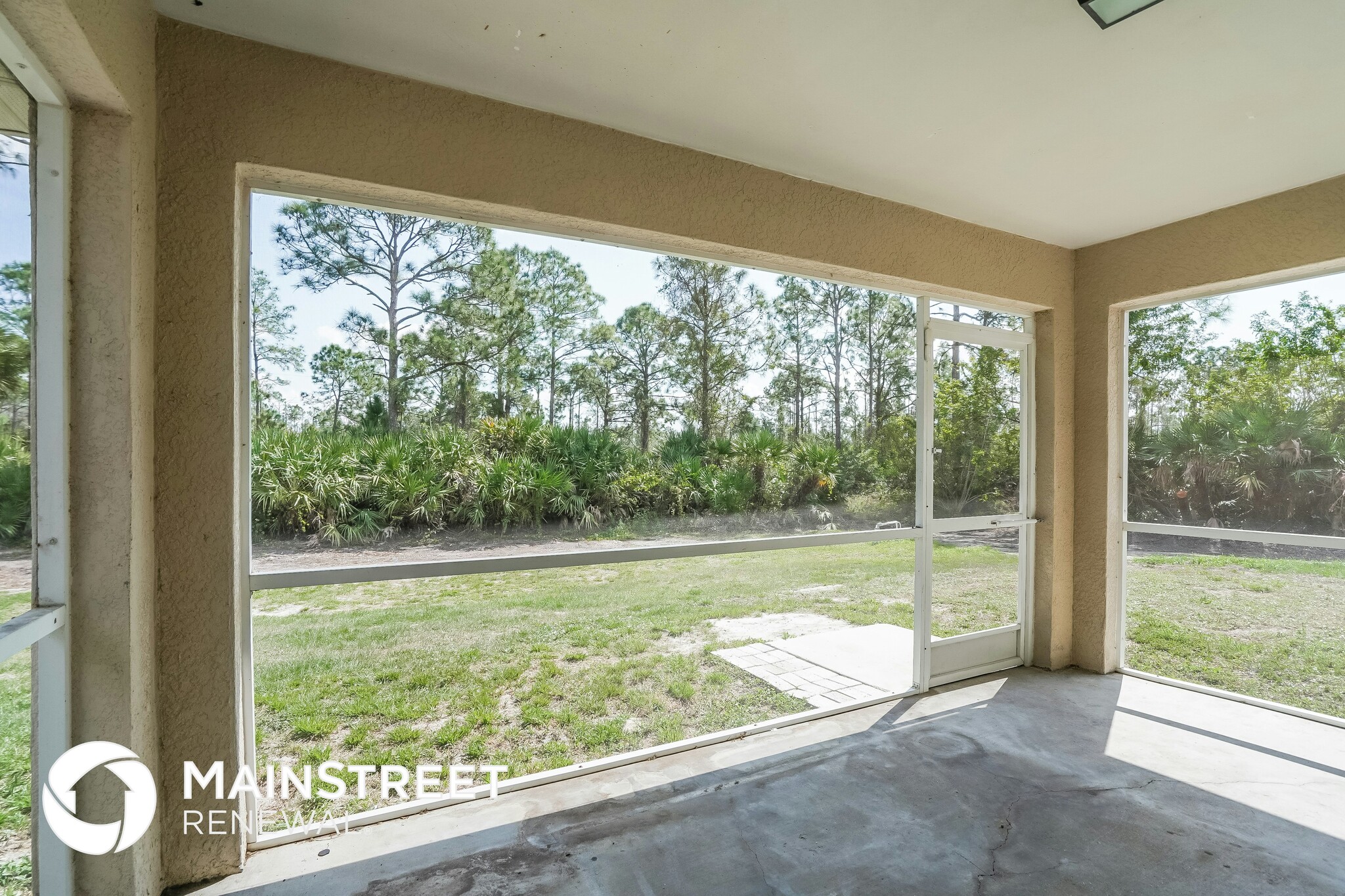 Building Photo - 769 Gaylord Ave S