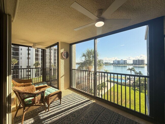Building Photo - Luxury, furnished seasonal rental, Tequest...