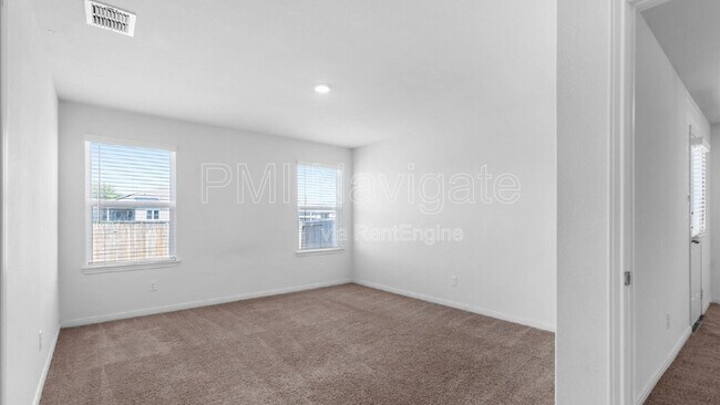 Building Photo - 11737 Davalos Ln
