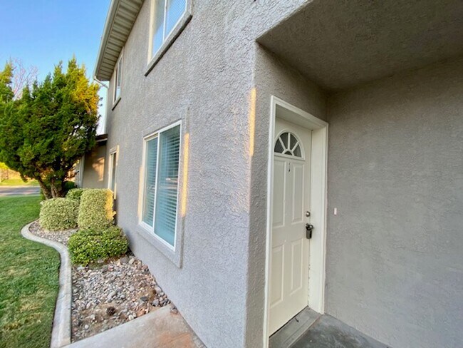 Building Photo - 766 N 2720 E