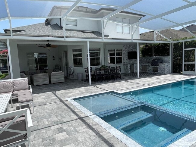 Building Photo - 5338 Los Palma Vista Dr
