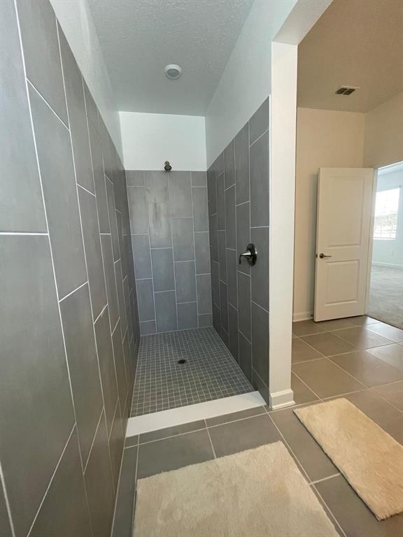 Building Photo - 3233 Addison Blvd