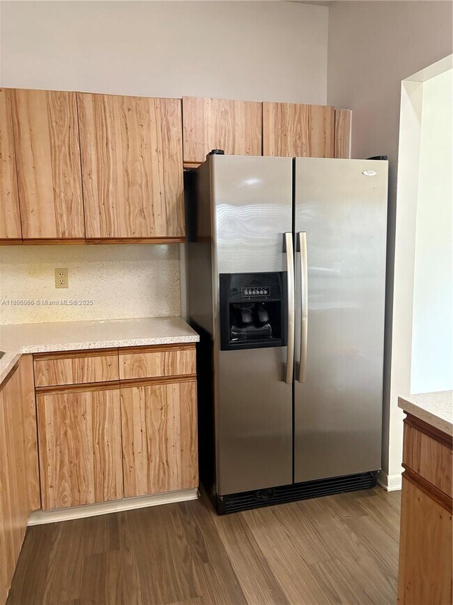 Building Photo - 3629 Inverrary Blvd W