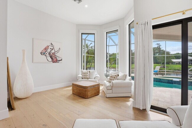Building Photo - 11180 Isle Brook Ct