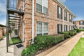 Building Photo - 6410 Del Monte Dr
