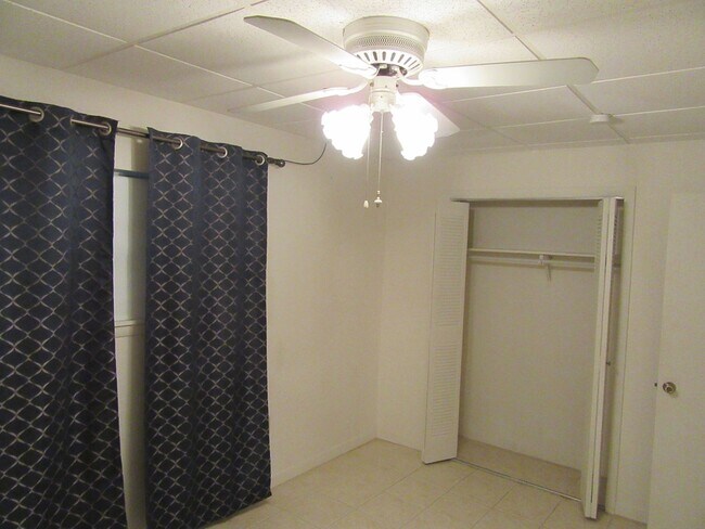 Building Photo - 105 Allen Ave