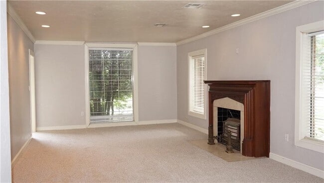 Building Photo - 1127 Glenwood Ave