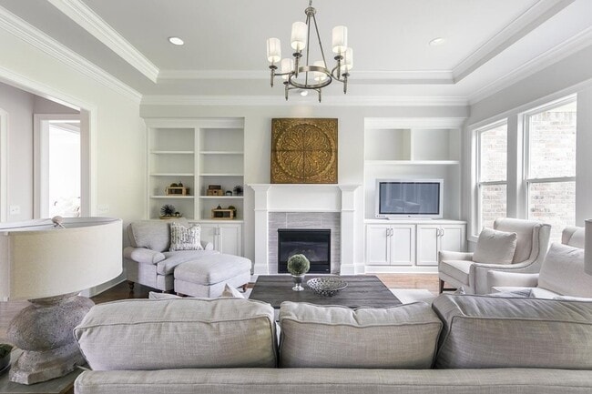 Building Photo - 2077 McAvoy Dr