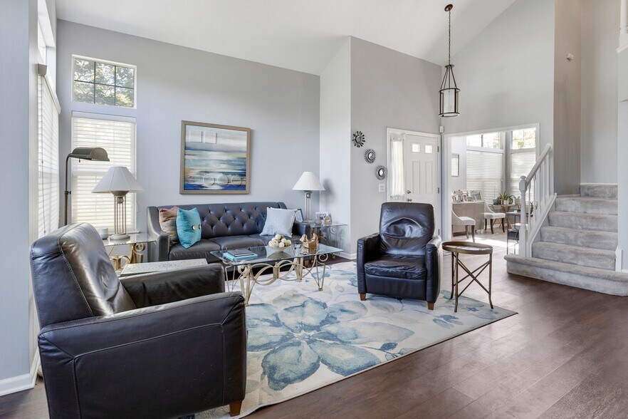 Building Photo - 2344 County Farm Ln