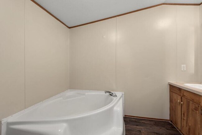 Building Photo - 5040 St Kitts Calle St