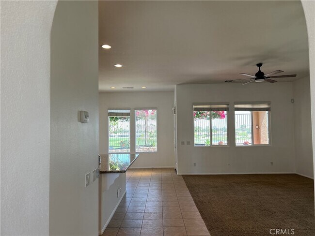 Building Photo - 77184 California Dr