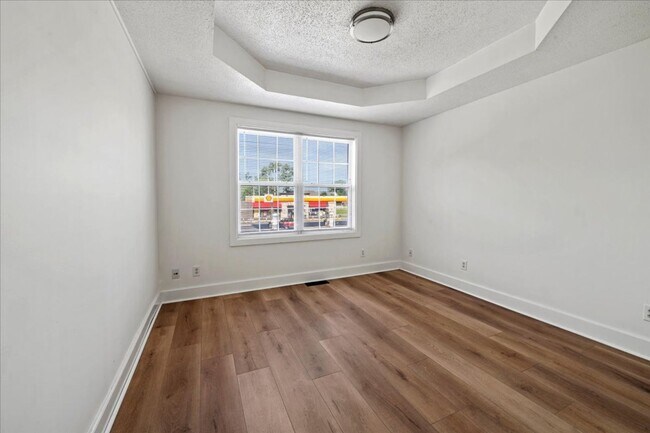 Building Photo - 1423-1423 S Meridian St