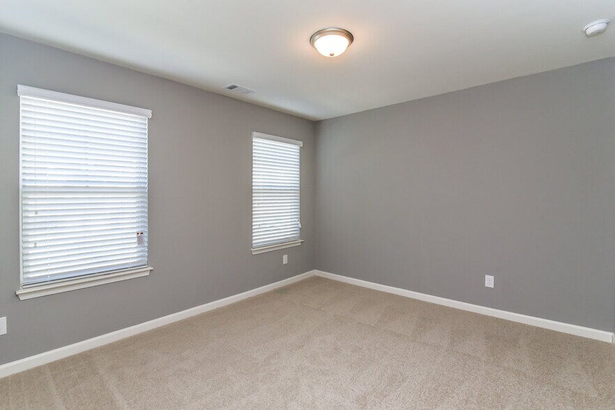 Building Photo - 910 Prather Ct SW