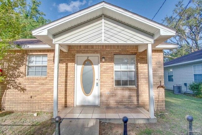 Building Photo - 7135 Pearson Rd