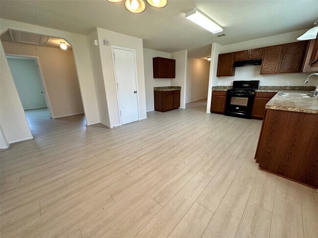 Building Photo - 2738 Mustang Hill Ln