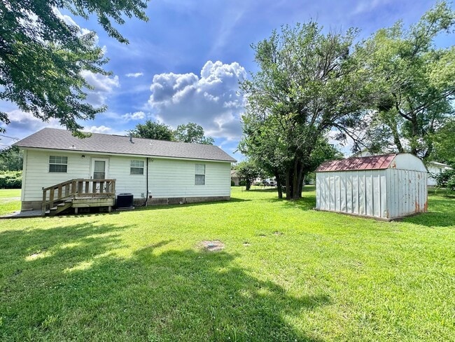 Building Photo - Charming 3 Beds 1 Bath-Muskogee