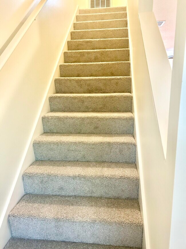 Building Photo - 1832 Shay-Lin Ct