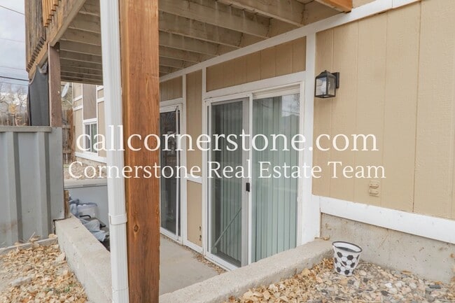 Building Photo - 625 Yuma St